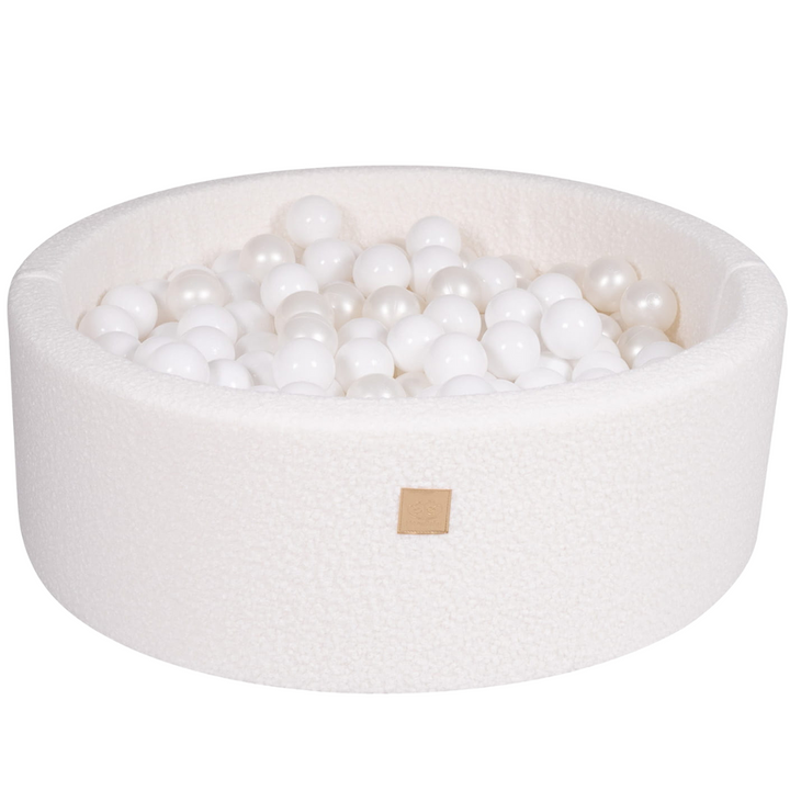 White Boucle Ball Pit | White, Clear & Pearl White Balls
