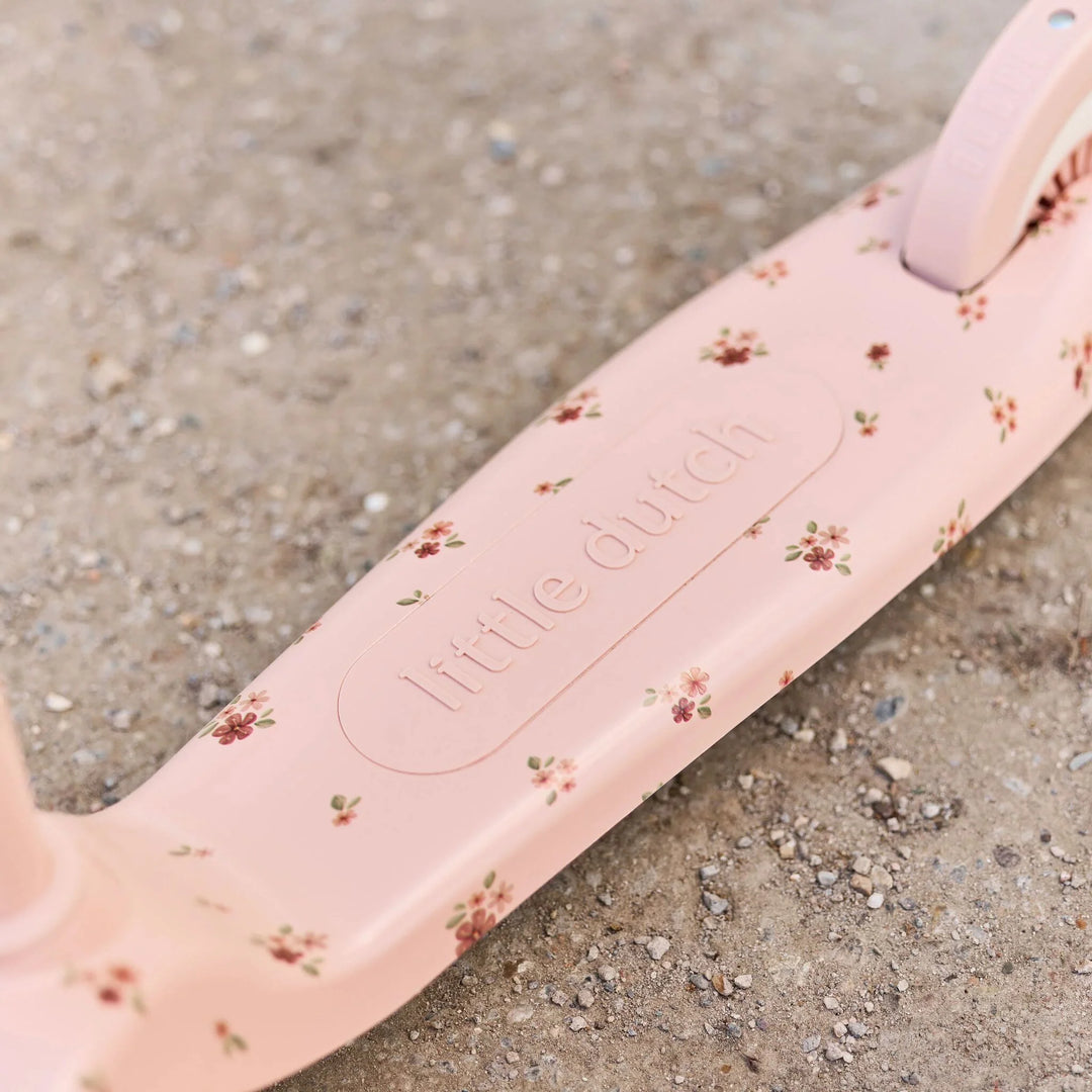 Pre-Order 3 Wheel Scooter | Pink