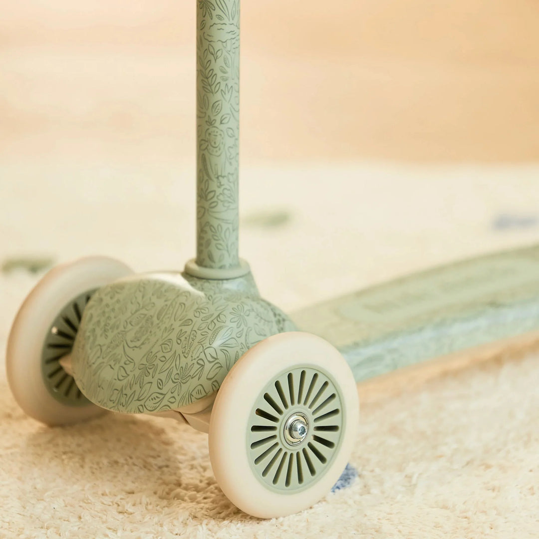 Pre-Order 3 Wheel Scooter | Green