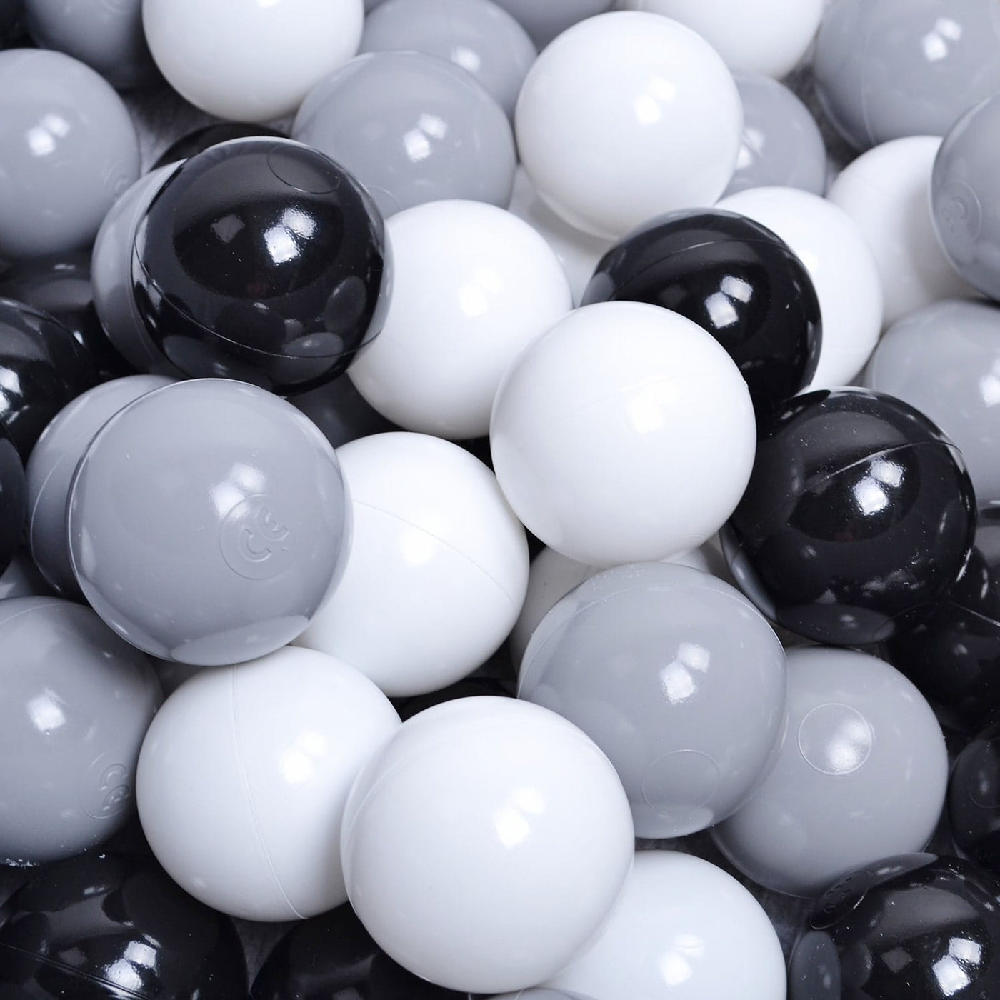 Velvet Light Grey Ball Pit | Black, Grey & White Balls