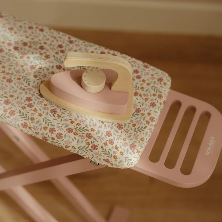 Little Dutch Ironing Board