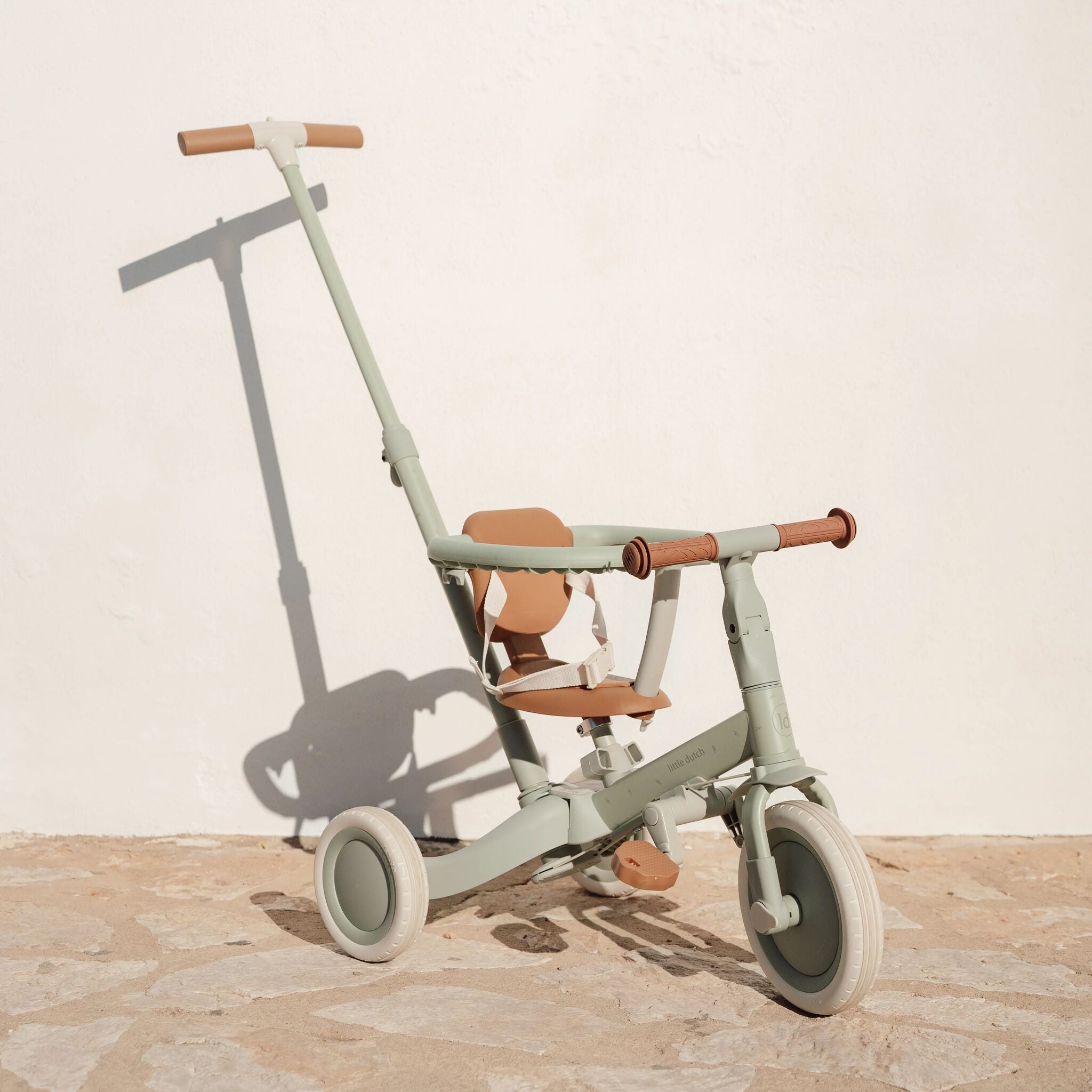 リトル Little Dutch 4 in 1 Tricycle With Push Bar | Green – Nola Baby