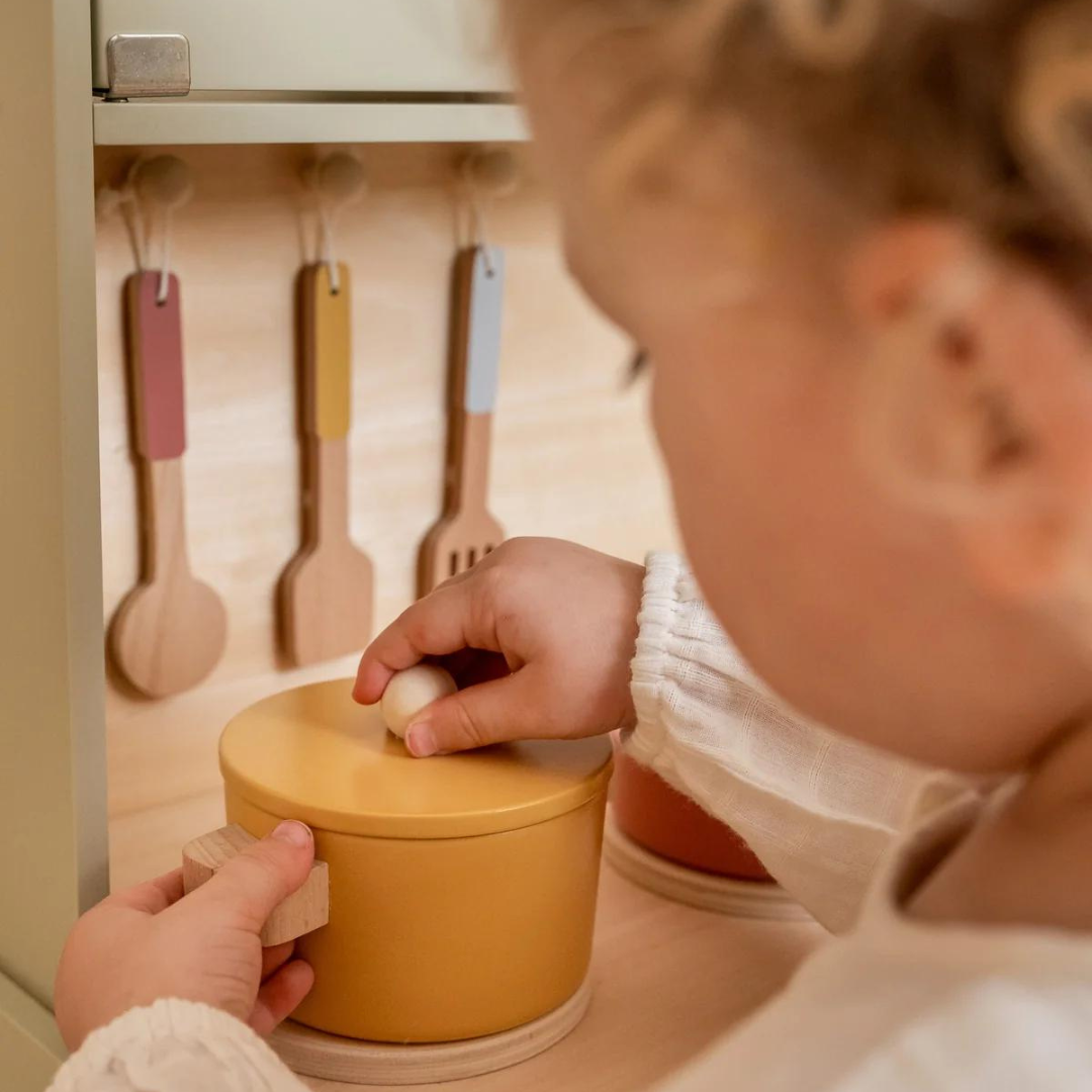 Little Dutch Wooden Play Kitchen