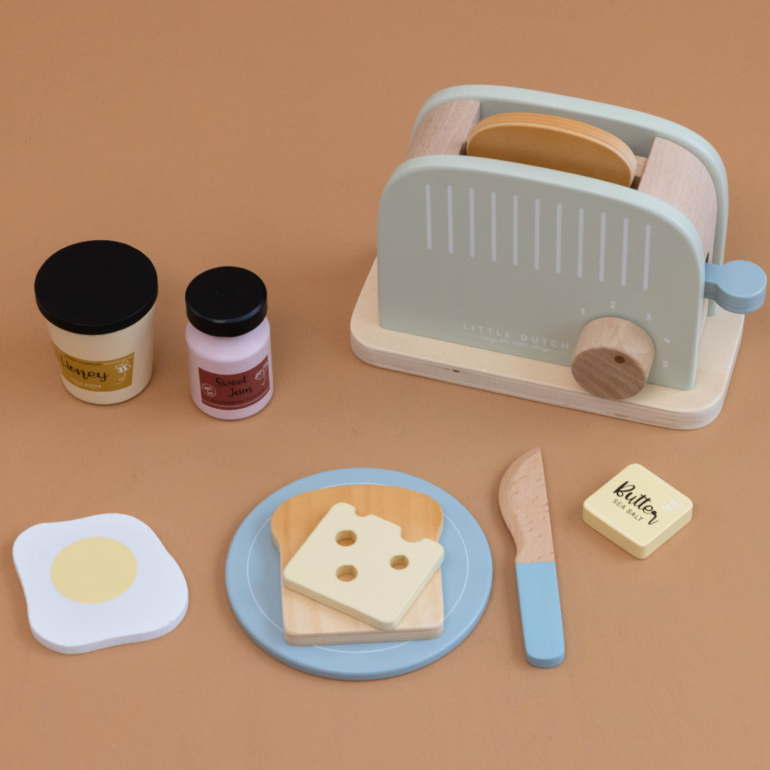 Little Dutch Wooden Toaster Set