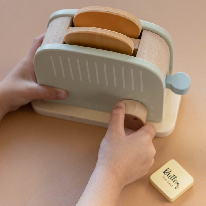 Little Dutch Wooden Toaster Set