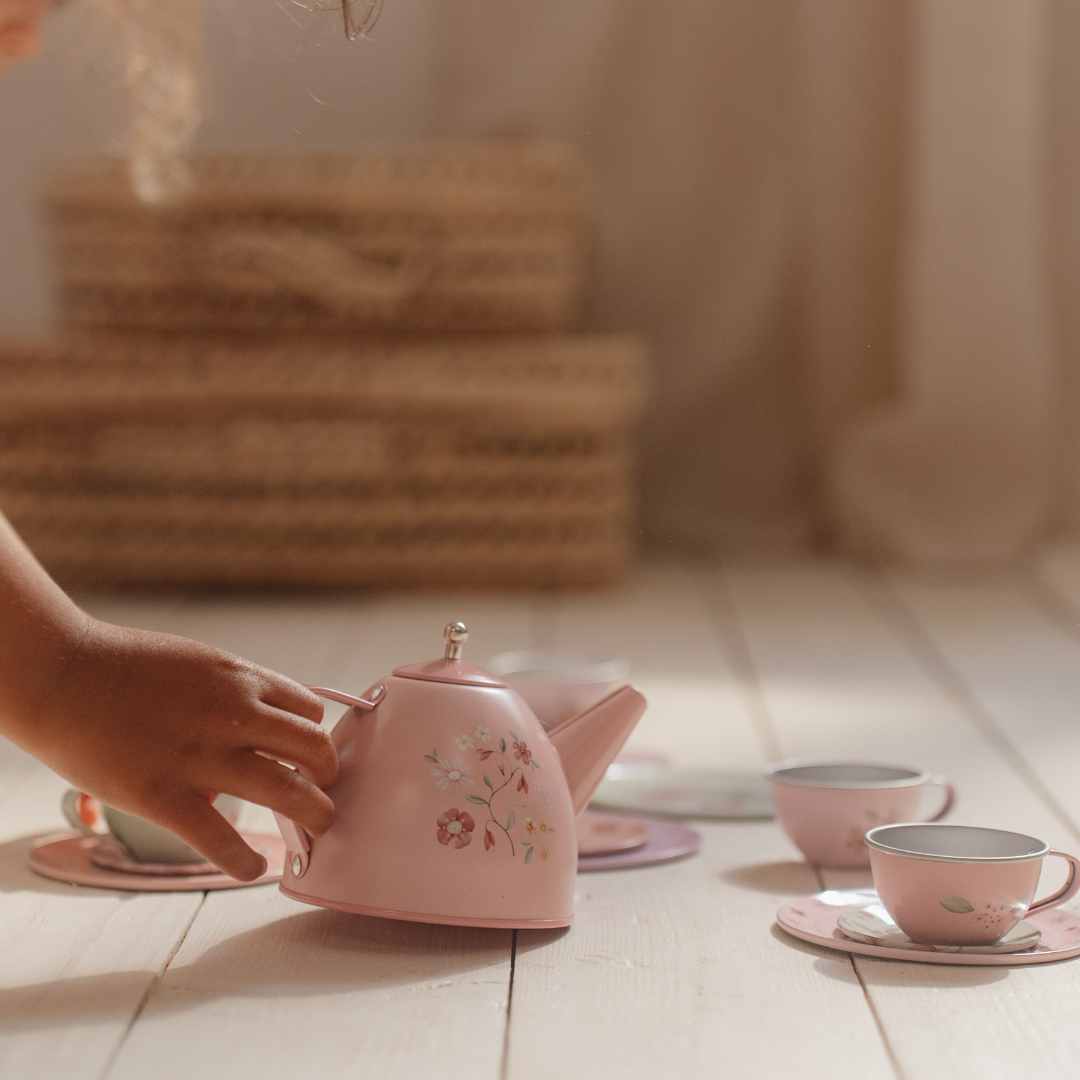 Little Dutch Fairy Garden Tea Set