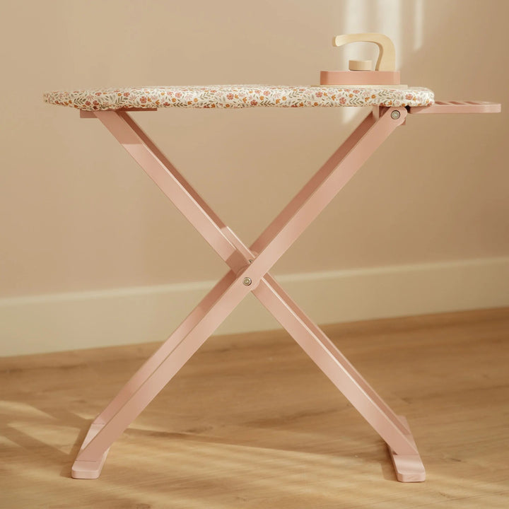 Little Dutch Ironing Board
