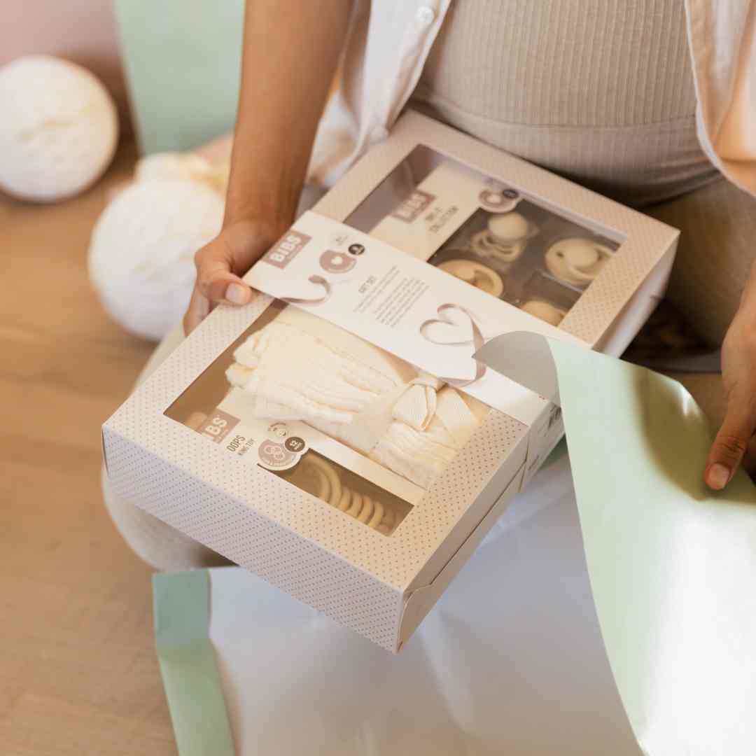 BIBS Newborn Gift Set