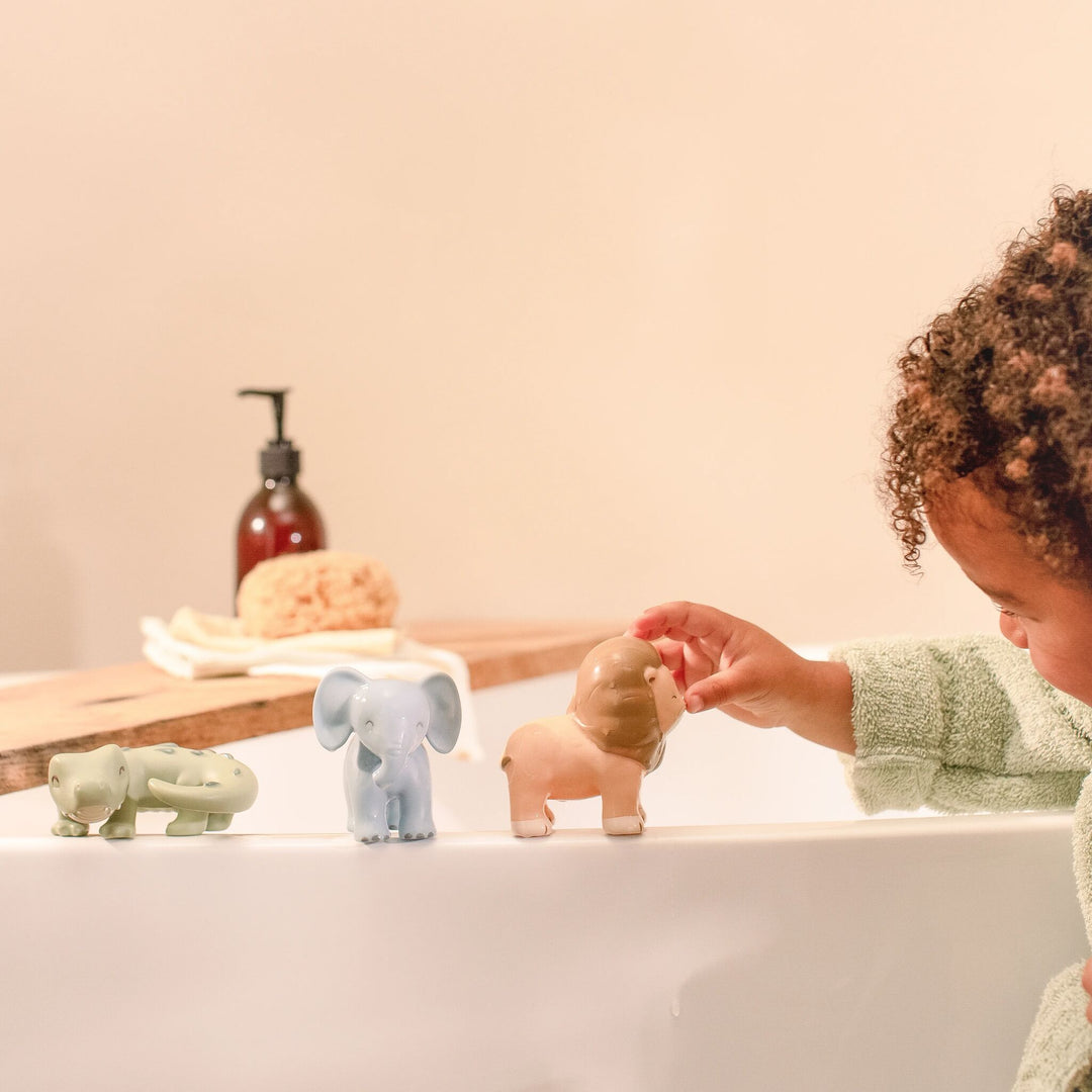 Bath Figures | Safari Friends