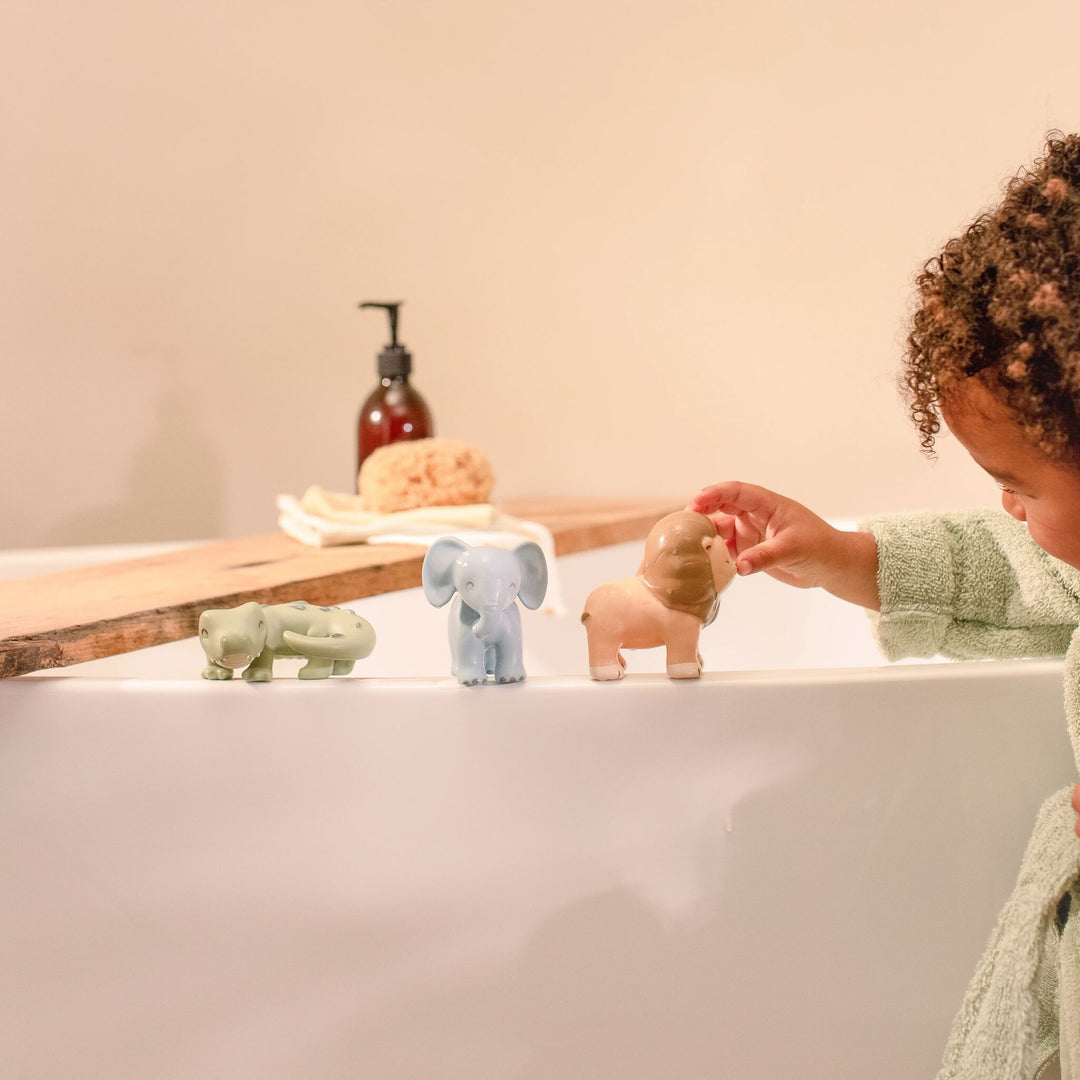 Bath Figures | Safari Friends