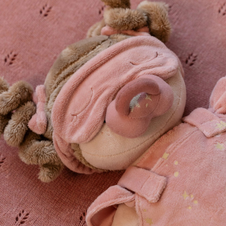 Sleeping Doll | Rosa
