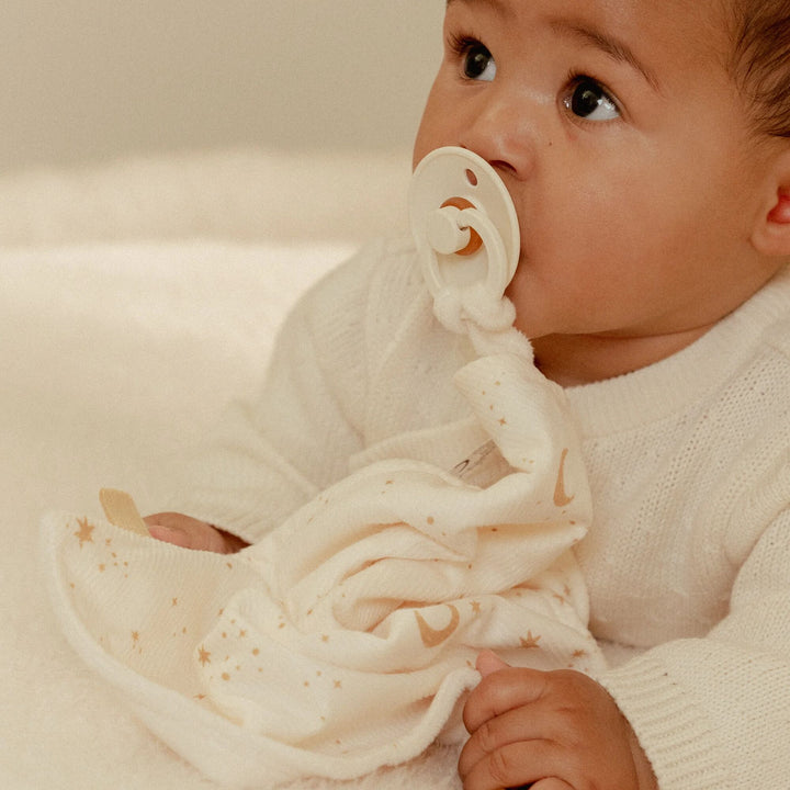 Little Dutch Cuddle Cloth with Teething Ring | Newborn Naturals
