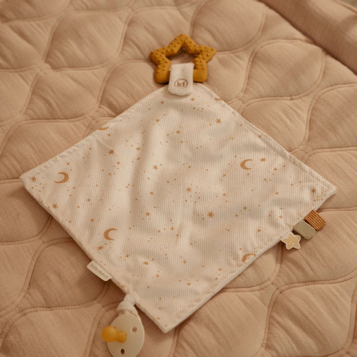 Little Dutch Cuddle Cloth with Teething Ring | Newborn Naturals