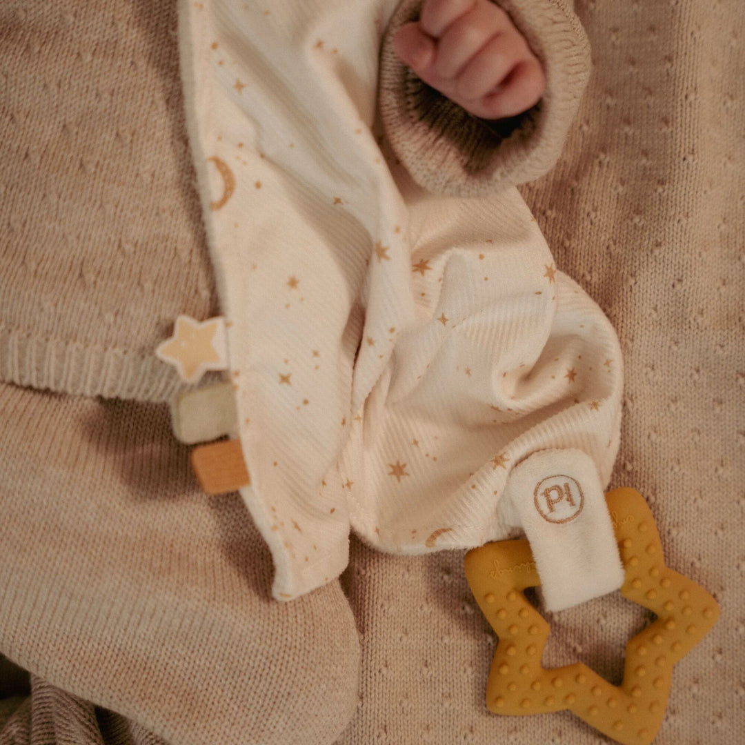 Little Dutch Cuddle Cloth with Teething Ring | Newborn Naturals