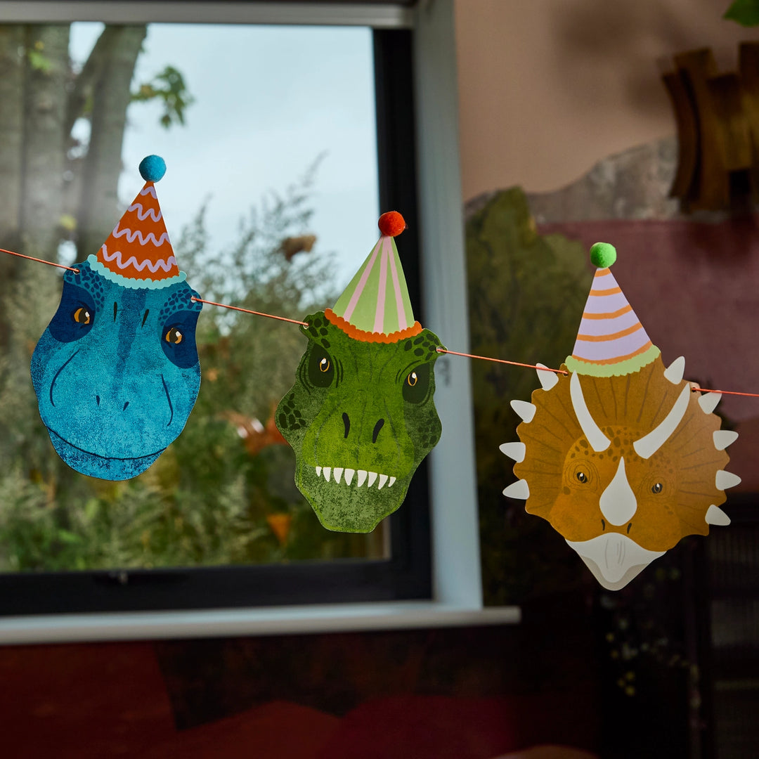 Party Dinosaur Card Garland 4m