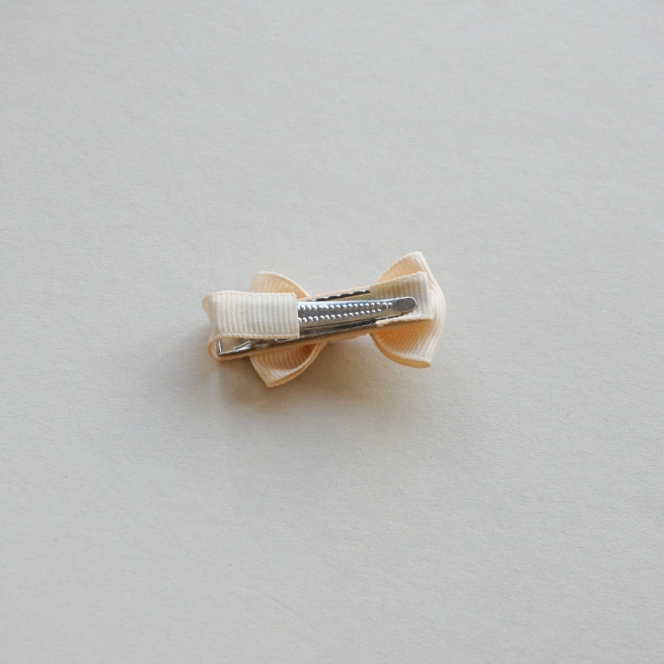 Mini Pinchbow Clip | Peach
